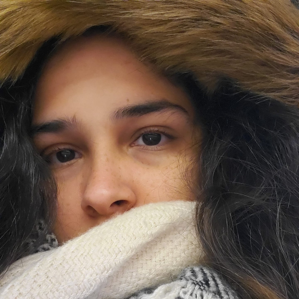 Meet your Posher, Crystal